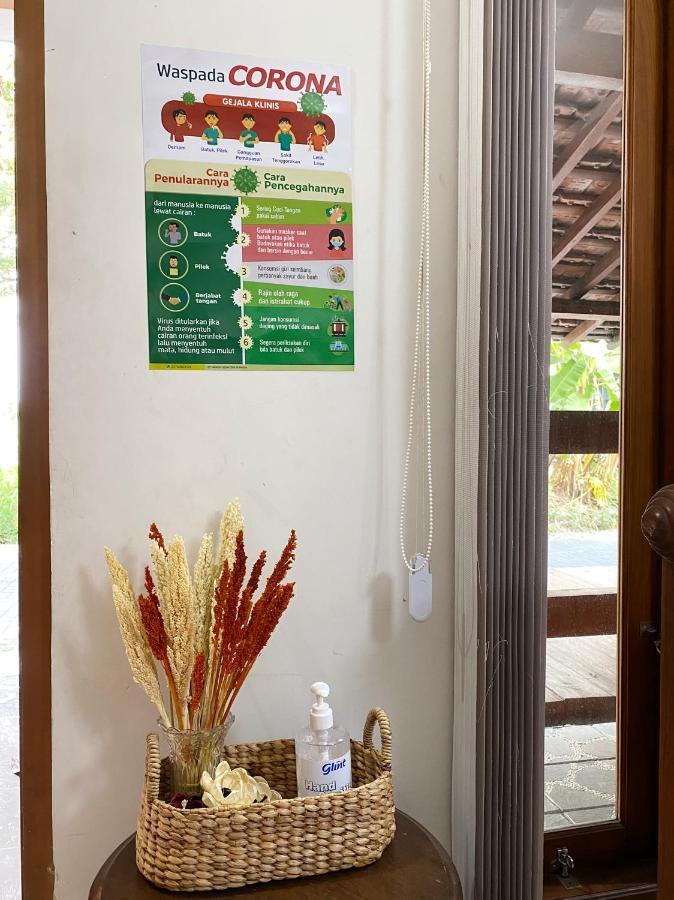 Rengganis Homestay Yogyakarta Exterior photo